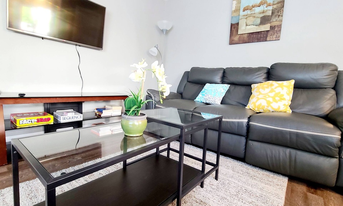 Aloha House | 2 Bedroom Single Story Townhouse
