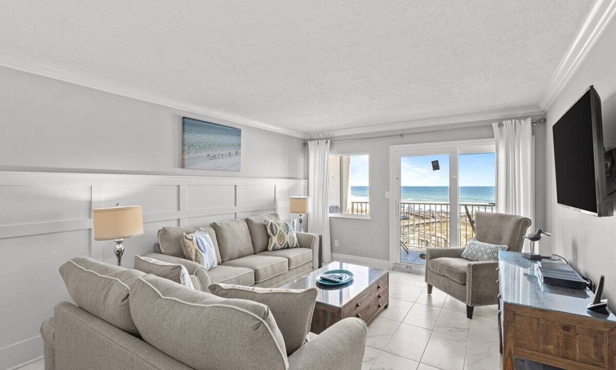 Holiday Isle Condo | 302- Beautiful Gulf-Front condominium With Exceptional Views!