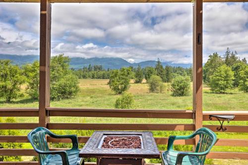 Randle House | 51 Mi to Mt Rainier: Mtn-View Escape on 8 Acres!