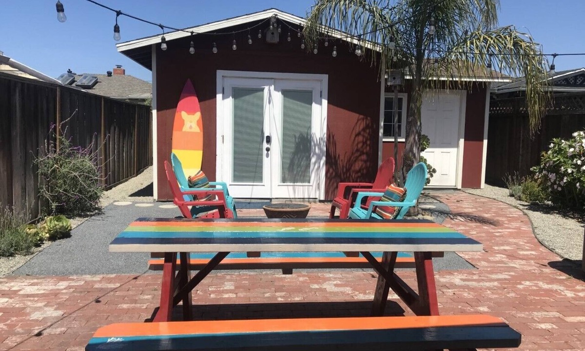 Half Moon Bay House | .5mi from Poplar Beach and Main Street