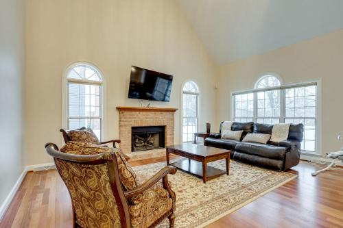 Perrysburg House | 7 Mi to Dtwn Toledo: Spacious Family Home!