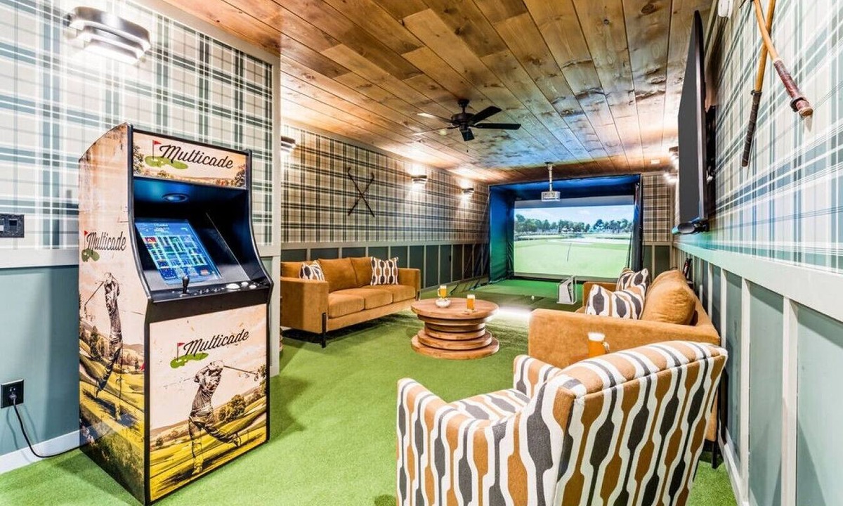 Sevierville Cabin | 8BR/Golf Simulator/FREE Waterpark/PrivatePool