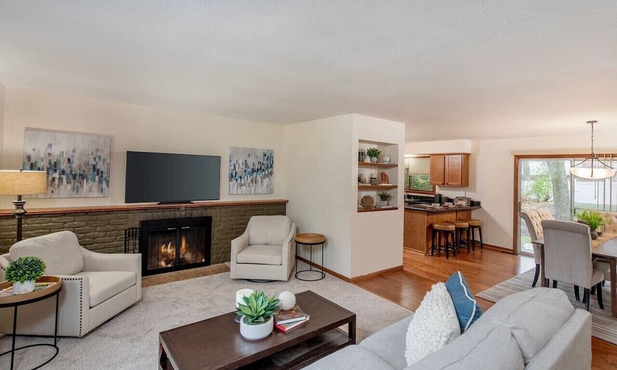 Apple Valley House | A beautiful five-bedroom house is perfect for the entire family!