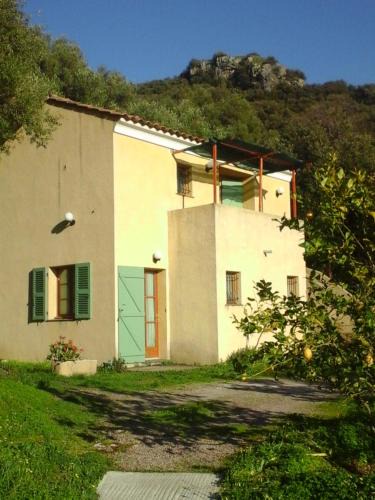 Patrimonio Bed & Breakfast | A CASA DI L'ALIVU
