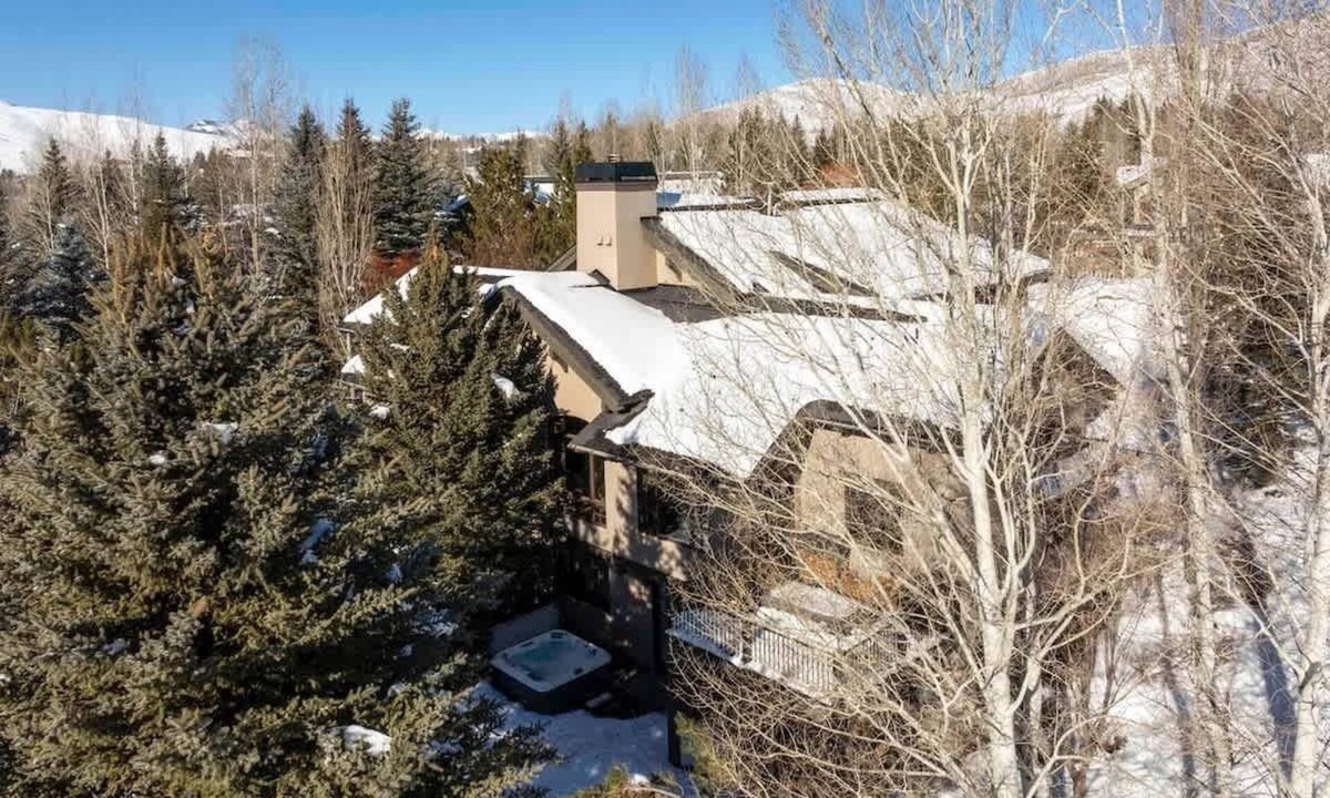 Elkhorn Village House | Abode at Cascade Lodge, hot tub, fireplace, close to Sun Valley