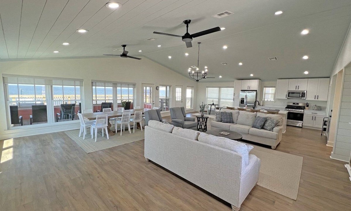 Golden Meadow House | Amazing Grace - Boat Access - Island Realty