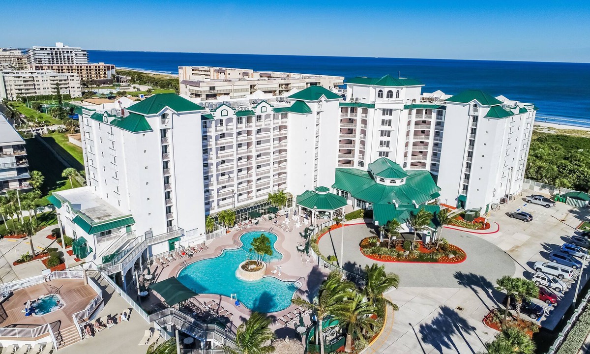 Cocoa Beach Resort | Amazing Resort on the Beach - 2 BD Ocean View