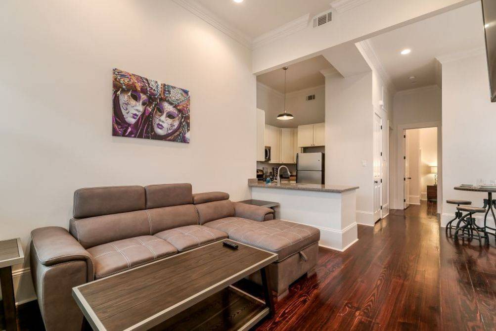 Faubourg Lafayette Condo | Apartment ∙ 2 bedrooms ∙ 4 guests