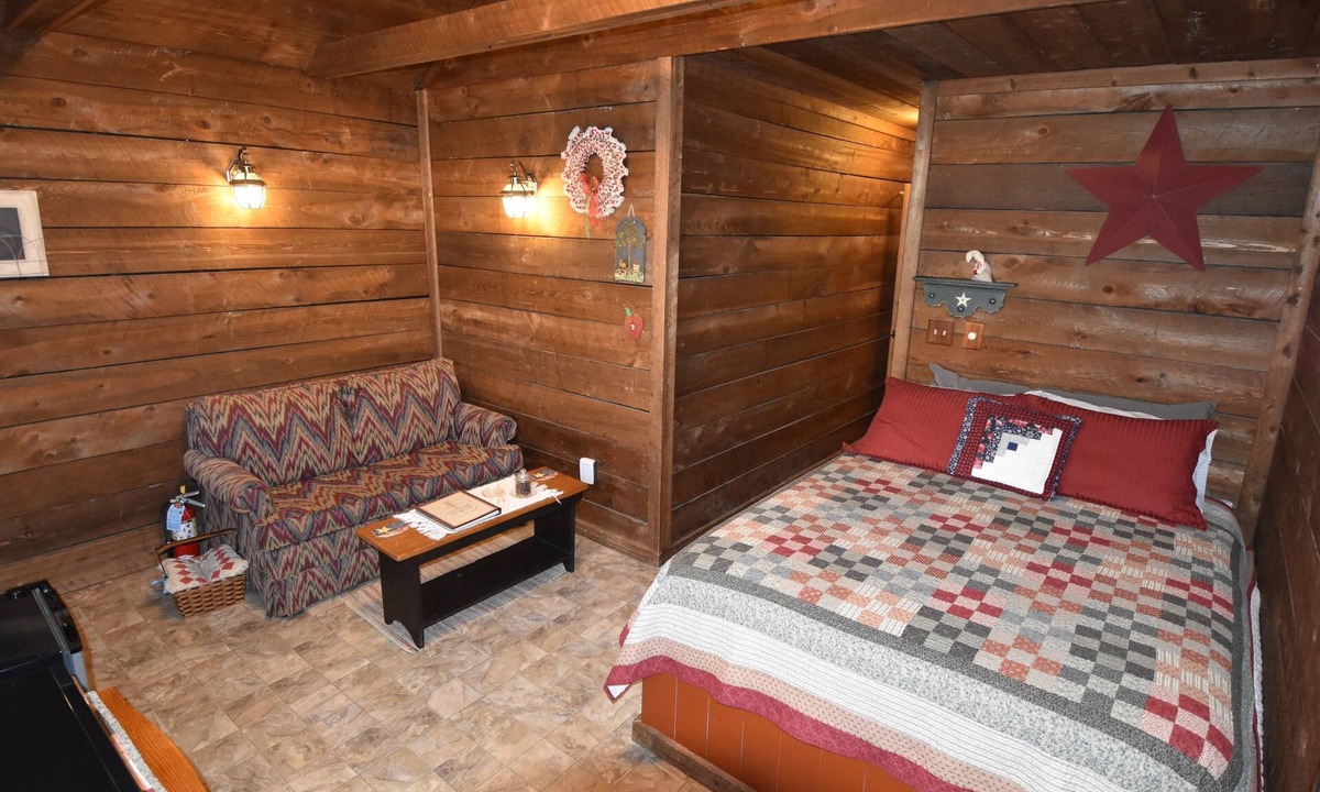 Willow Street Bed & Breakfast | Apple Bin Inn