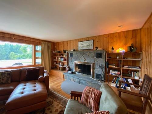 Forestburgh House | Apple Orchard & Forest Retreat with Woodland Pond