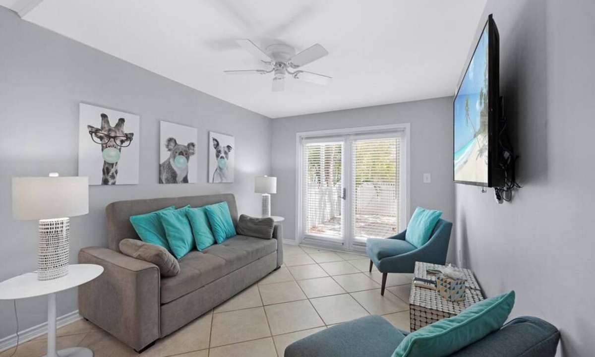 Truman Annex Condo | AQUA OASIS at The Truman Annex in Key West