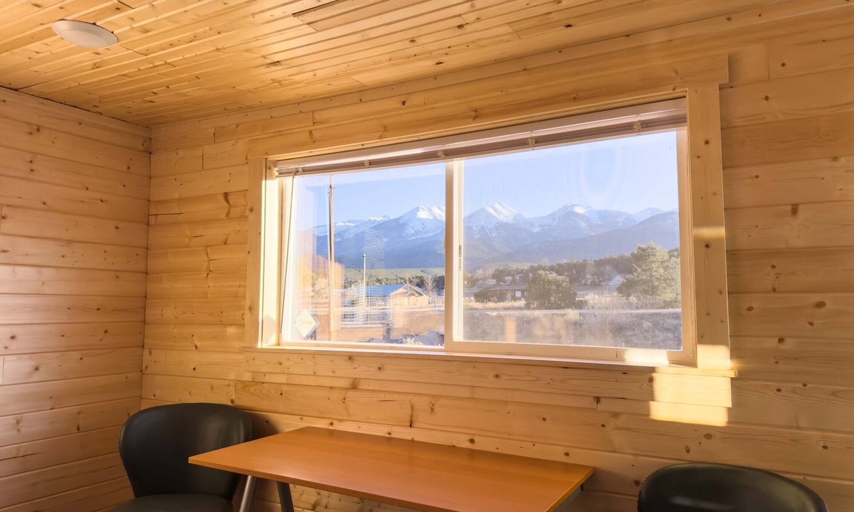 Howard Cabin | Arkansas River Frontage, Cozy Cabin with AC, WiFi in gorgeous Howard pets ok