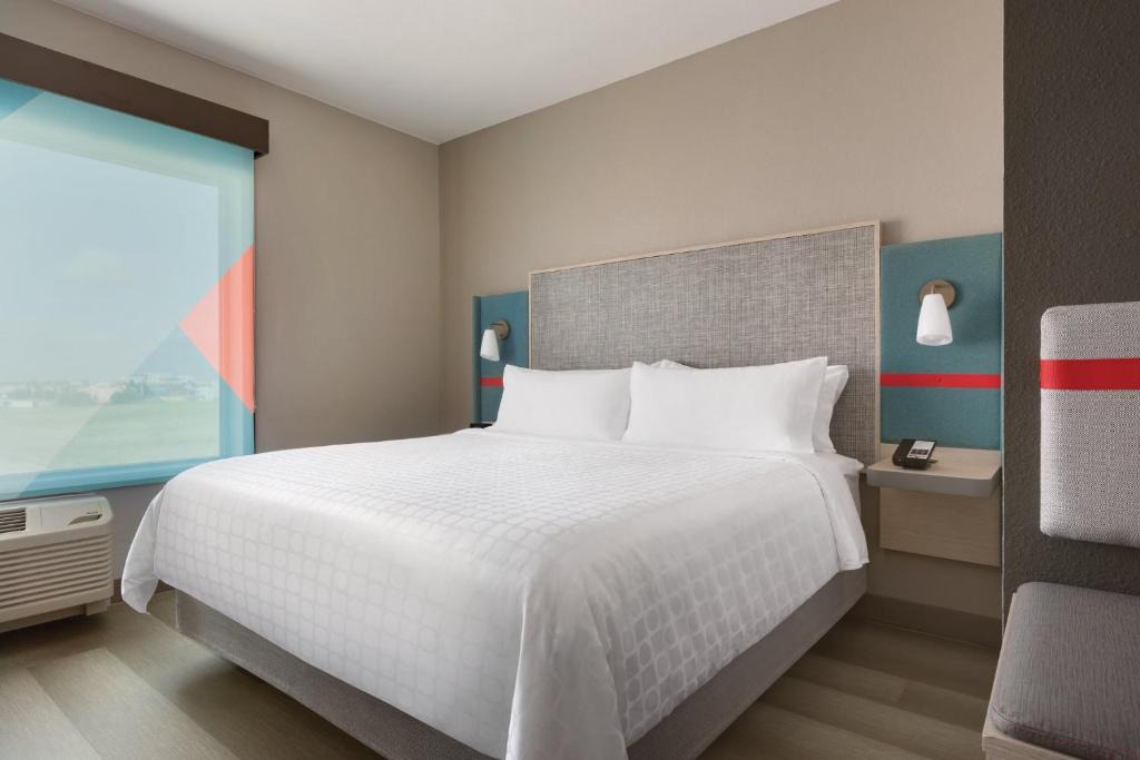 McNeil Hotel | avid hotel Austin - Tech Ridge by IHG