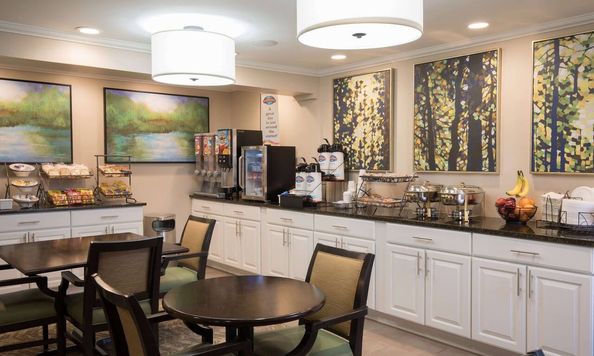 Romulus Hotel | Baymont by Wyndham Detroit Airport/Romulus