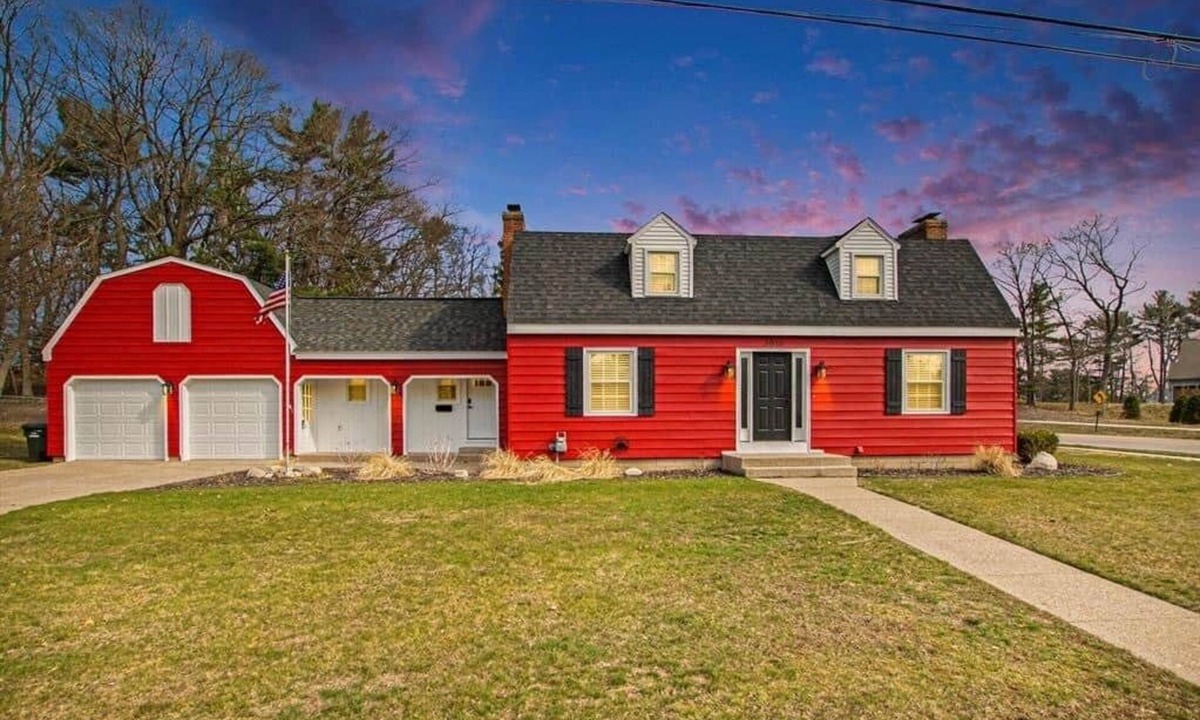 Beachwood-Bluffton House | Beach Barn Bungalow 5 min Walk to Beach