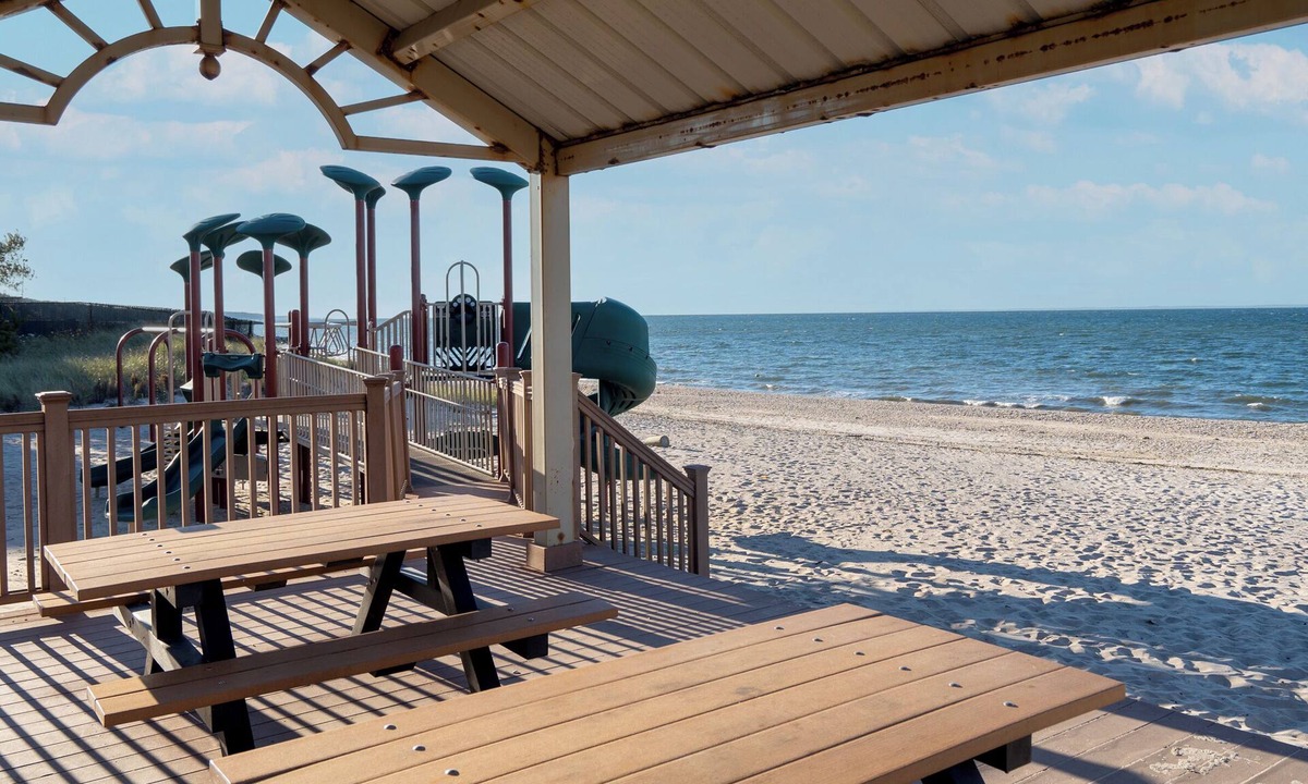Wading River House | Beach Bungalow: Nearby Beach, Yard w/Firepit