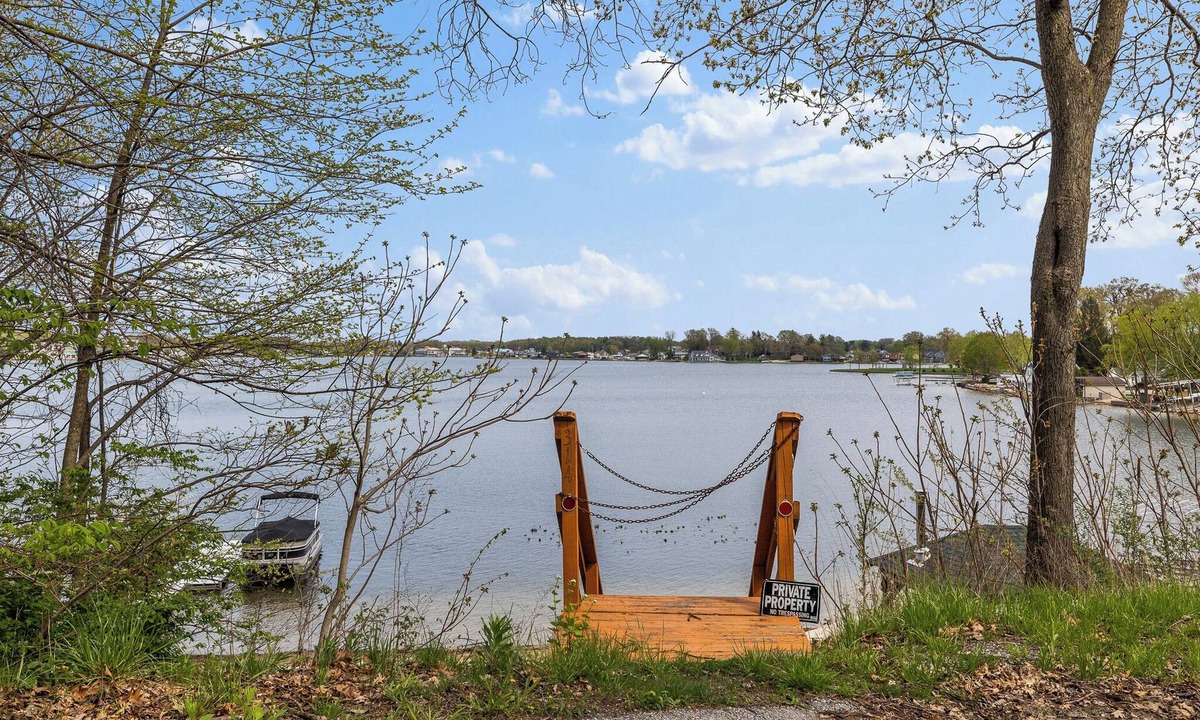 La Porte House | Beach Front with Dock, Sauna, Hot Tub - MTM Premier