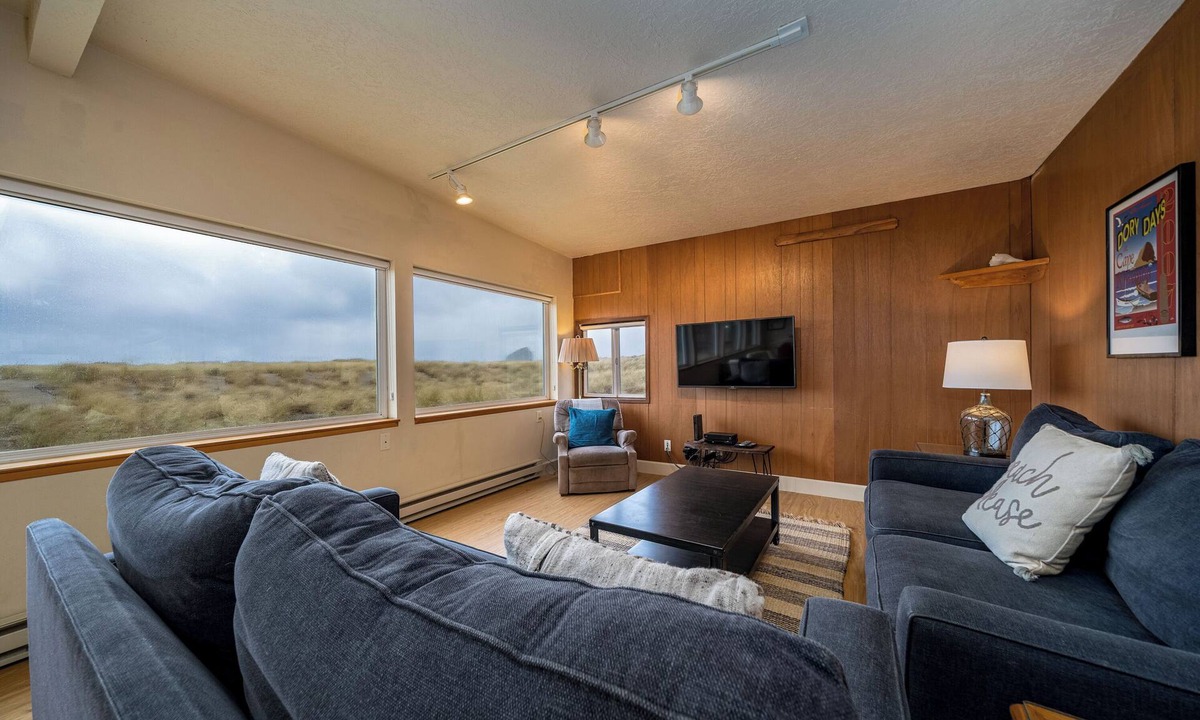 Pacific City House | Beachfront Home, on the Sand and Pet Friendly!