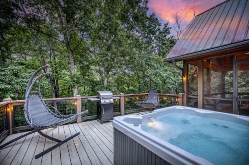 Ellijay House | Bear Necessity Luxury Cabin with Hot Tub, Theater & Arcade