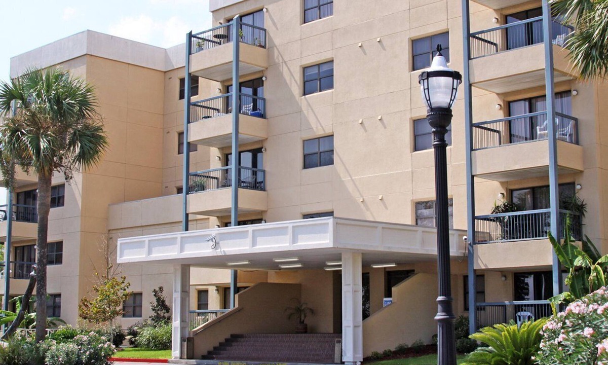 Biloxi Apartment | Beautiful 3 bedroom unit at resort, sleeps 8