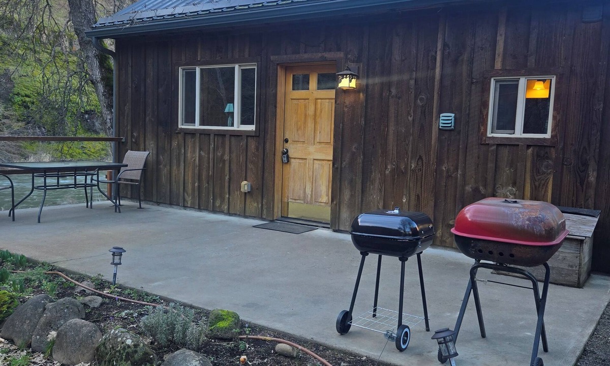 Klickitat Cabin | Beautiful Cabin On The Klickitat River
