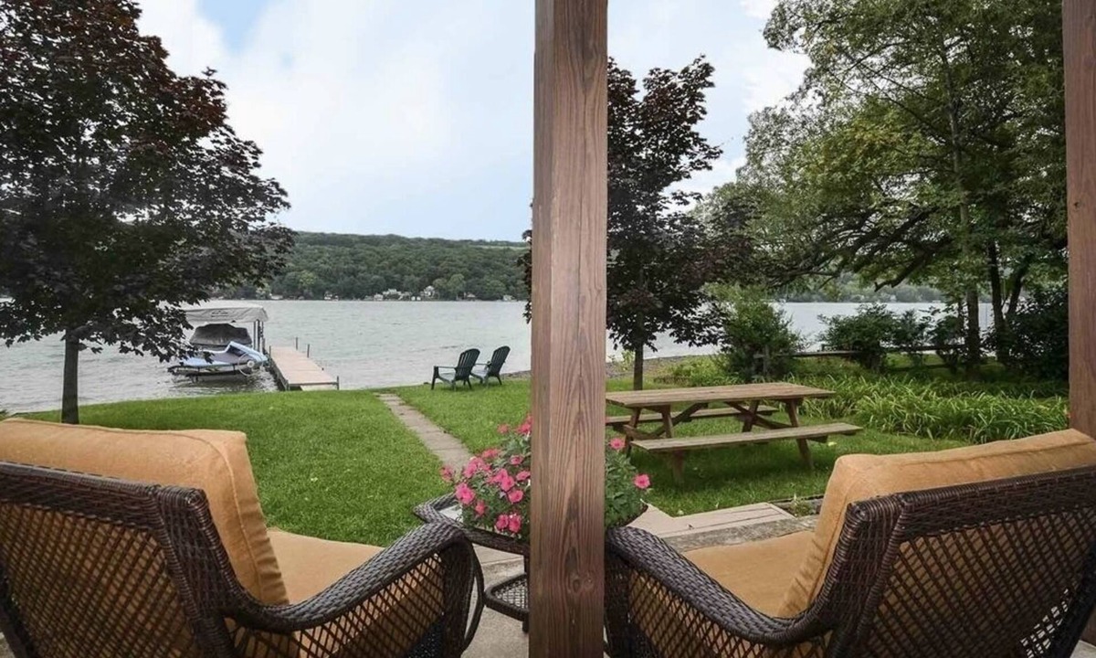 Penn Yan Cottage | Beautiful waterfront cottage with dock and fire pit