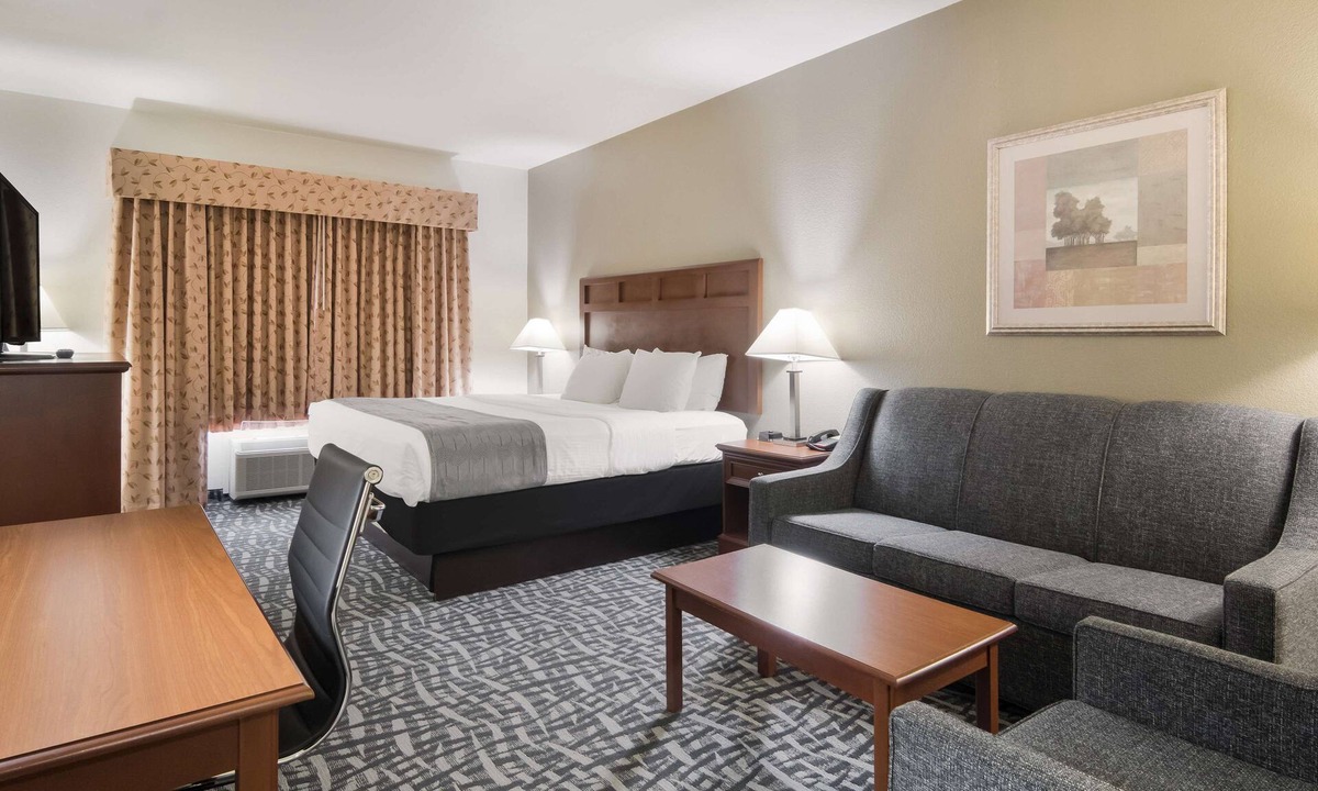 Comanche Hotel | Best Western Comanche Inn