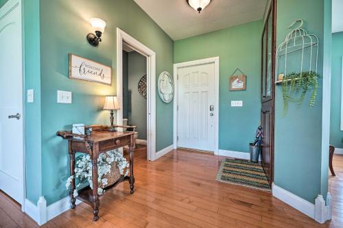 Shipshewana House | Blue Birds Perch: Stunning Home on Private Hilltop