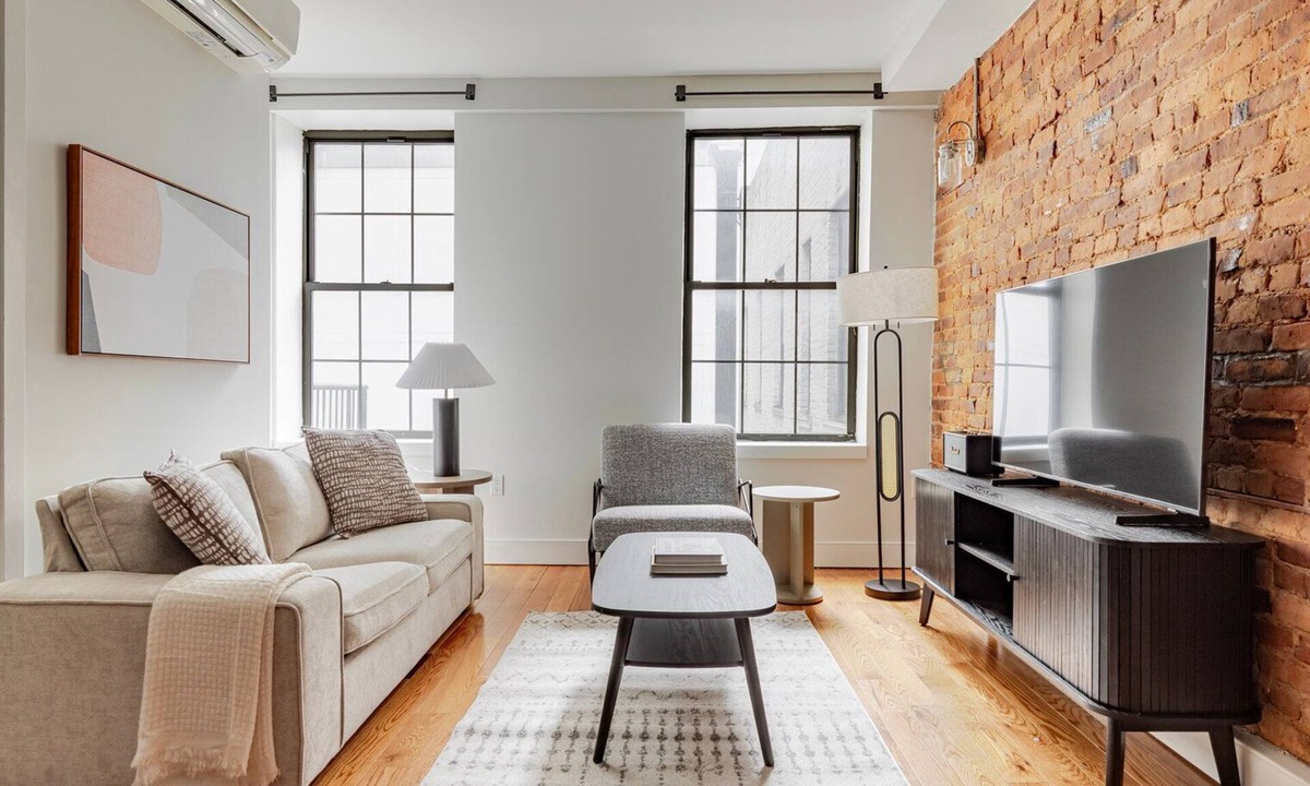 Downtown Brooklyn Apartment | Blueground | Downtown Brooklyn, gym, roof, AC