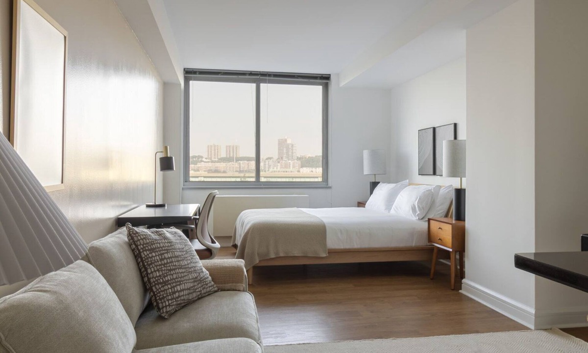 Lincoln Square Apartment | Blueground | Lincoln Square, gym, nr Hudson River