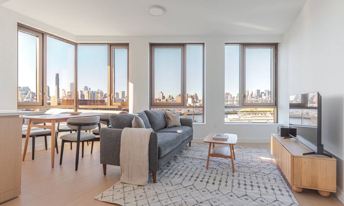 Williamsburg Apartment | Blueground | South Williamsburg, view, nr East River