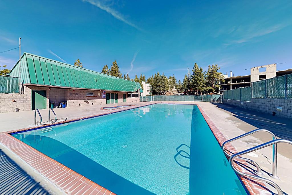 Tahoe Village Hotel | Boulder Condo S
