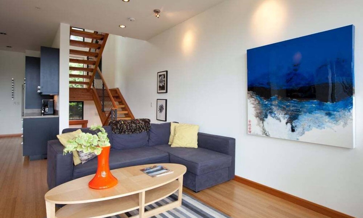 Hood River Condo | Bridge View Loft - Modern, Amazing Views, Walk to Downtown
