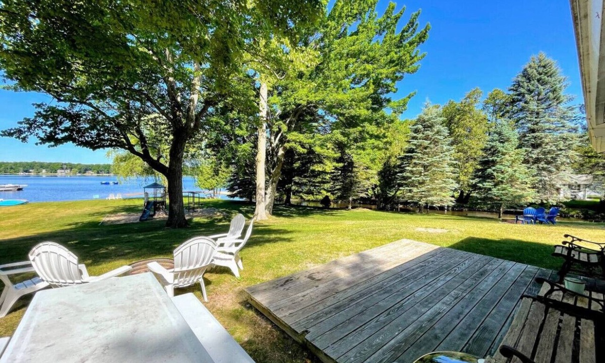 Grawn House | Brookside Cottages and Resort Grandview Cottage