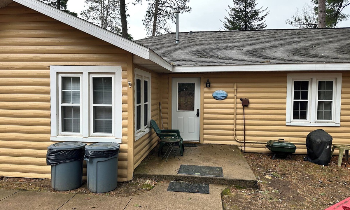 Eagle River Cabin | Cabin 15B by Eagle Waters Resort