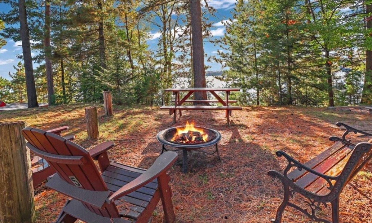 Eagle River Cabin | Cabin 5 by Eagle Waters Resort