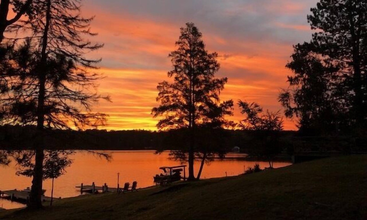 Watersmeet Cabin | Cabin 8 (Lower Level) on Cisco Chain of Lakes @ TIL Resort