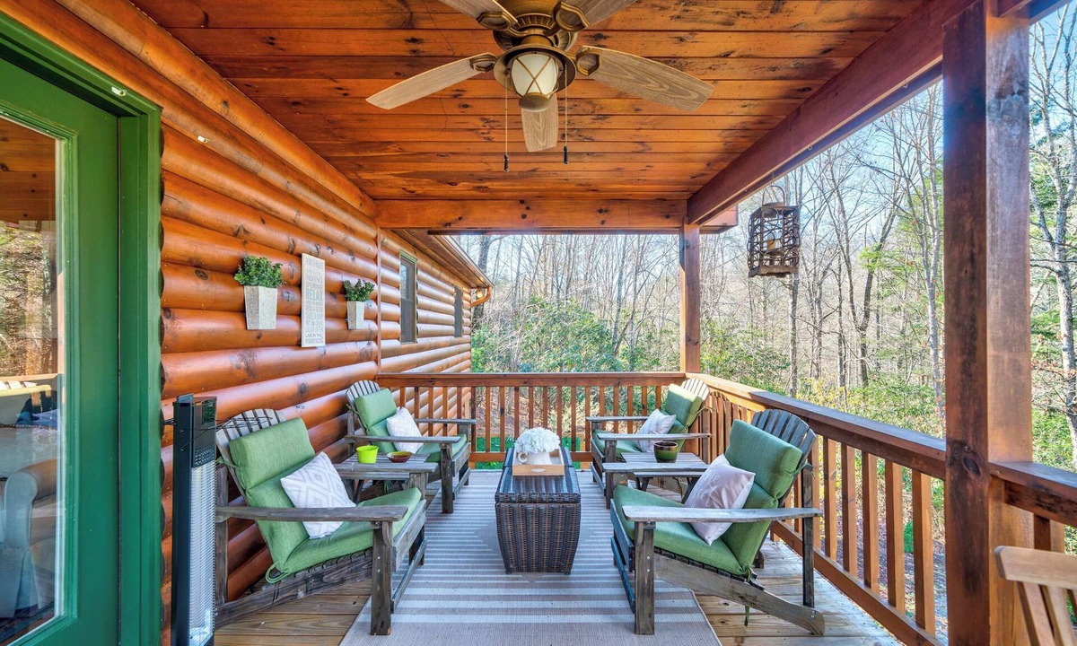 Blue Ridge Cabin | Cabin in Blue Ridge Hot Tub, Games, & Creek!