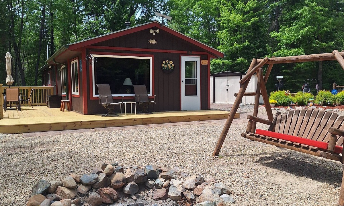 Pembine Cabin | Cabin tucked into the woods! Trail access for ATV/UTV & snowmobiles.