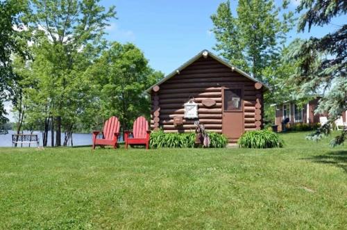Winter House | Cabin With Private Beach