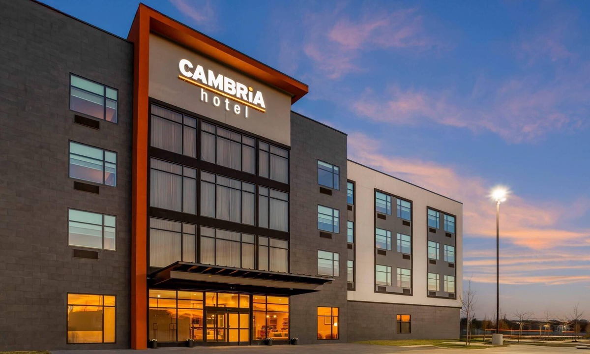 Euless Hotel | Cambria Hotel Euless - DFW Airport South