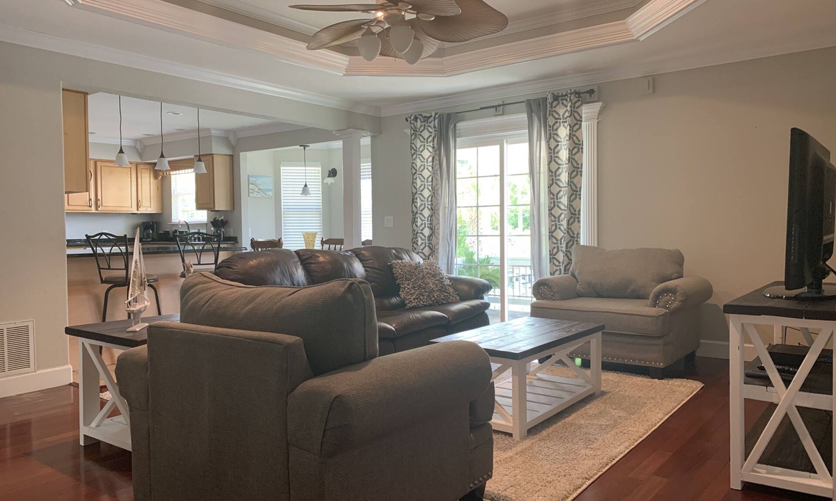 Niceville House | Camellia House, a charming little house for rest or play!
