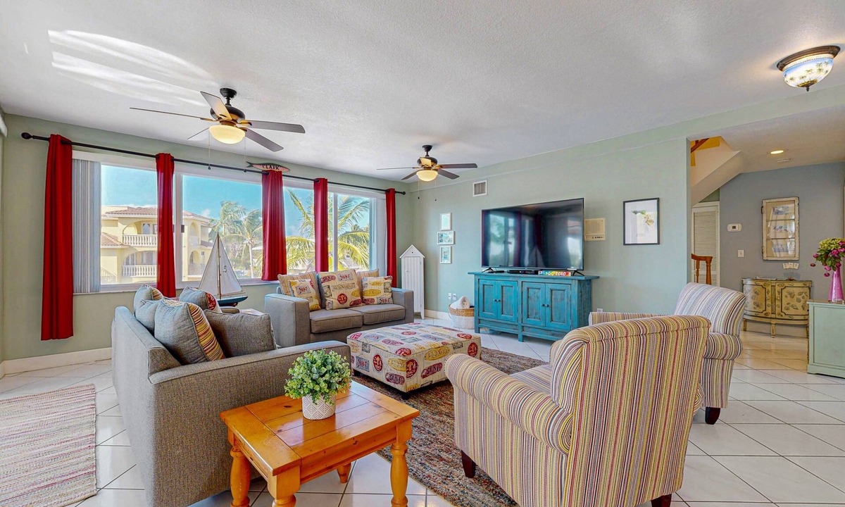 Key Largo House | Canal-front, family-friendly home w/soaking tub, dock access & water view