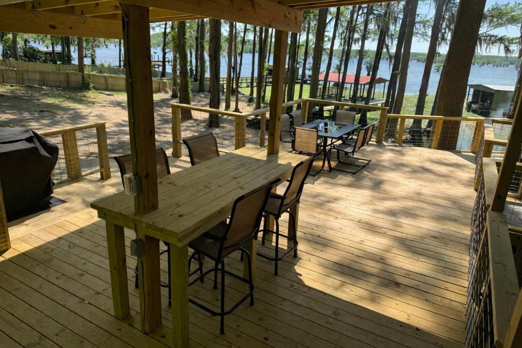 Jonesville House | Canvasback Cove on Caddo Lake