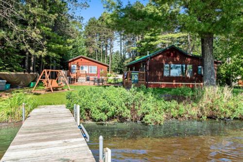 Eagle River House | Catfish Cottages