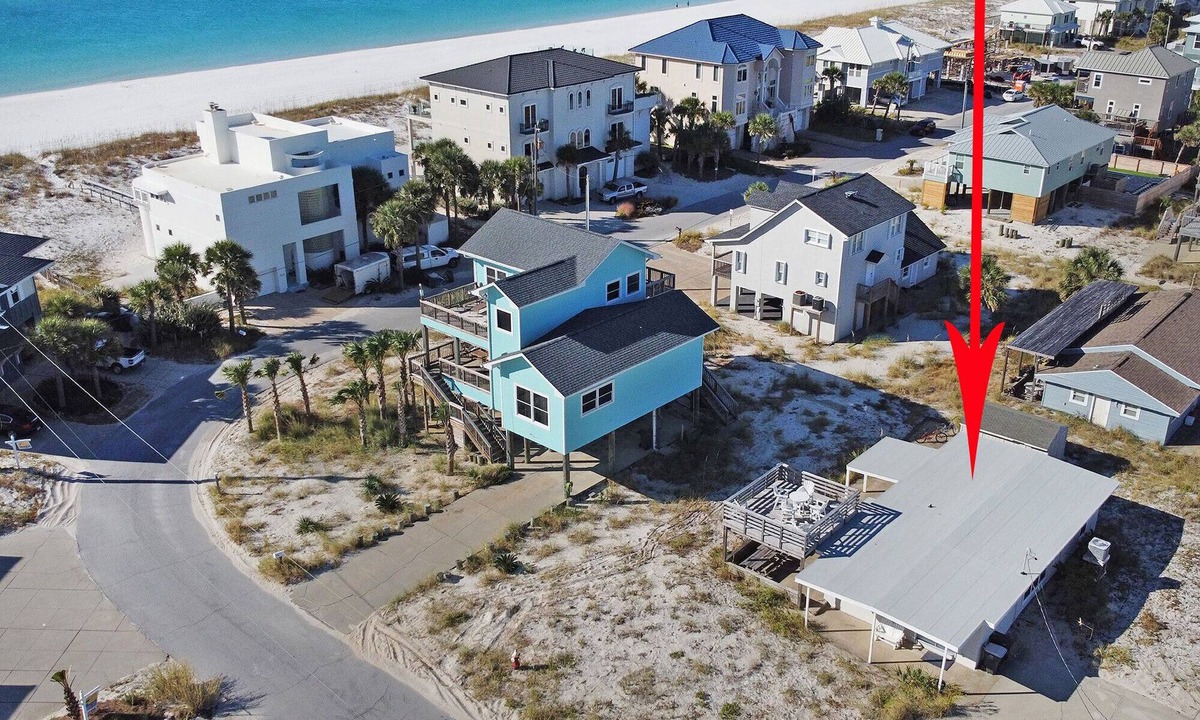 Villa Primera House | Charming 2 Bedroom Beach Cottage w/Amazing Gulf Views!
