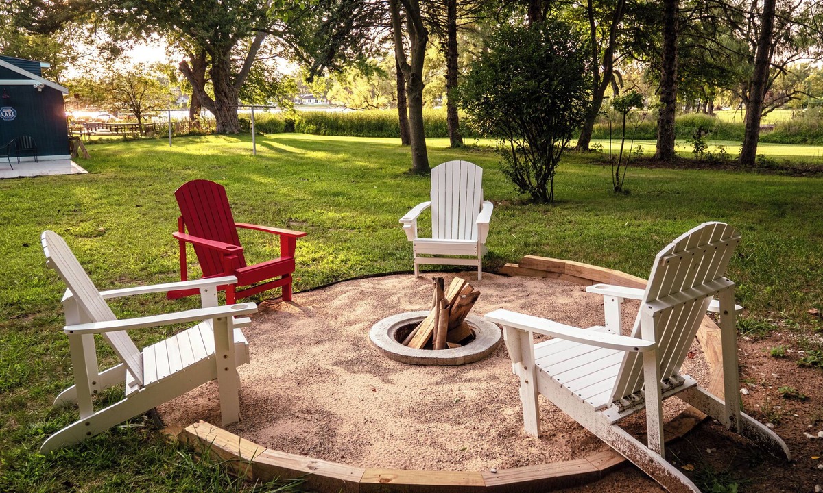 Spring Lake Cottage | Charming 2-bedroom cottage with WiFi, AC in Spring Lake