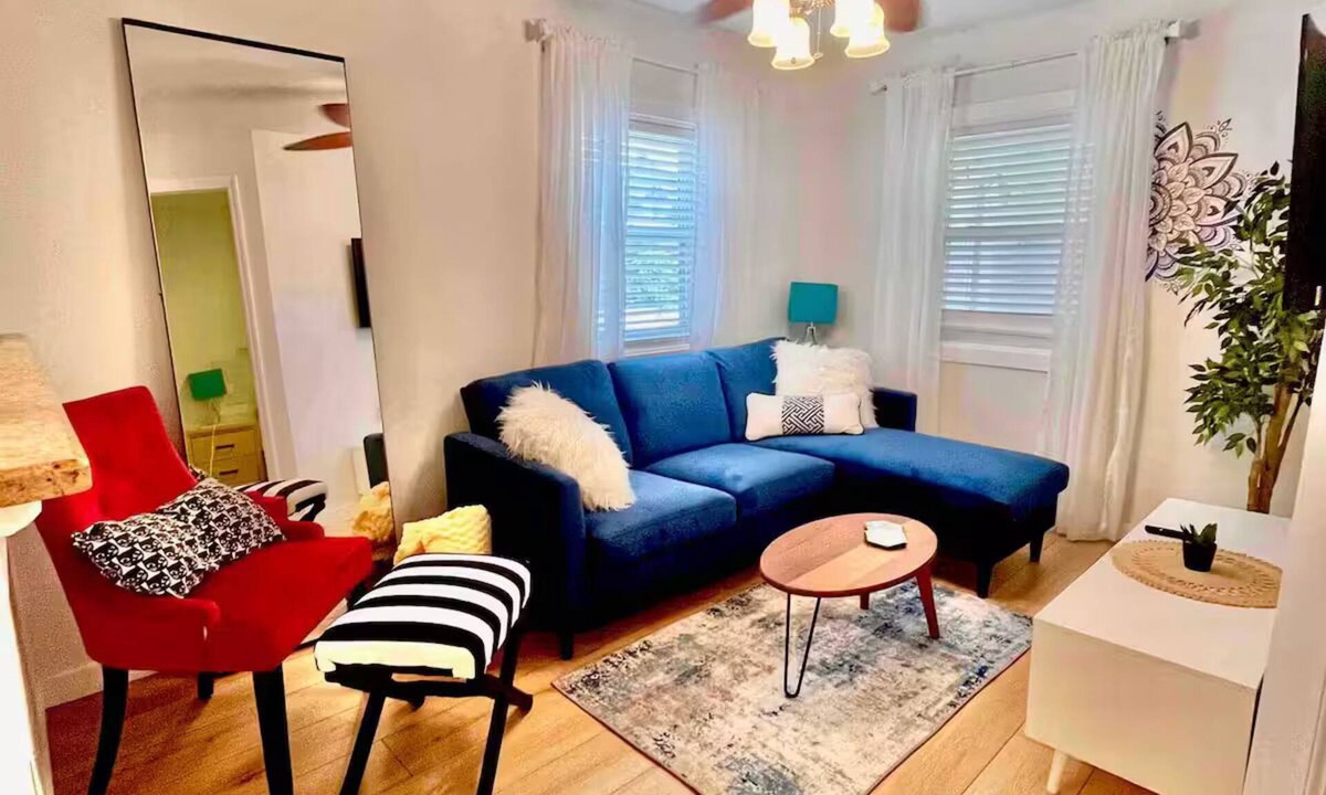 Queens Apartment | Charming Coastal Retreat 1BR