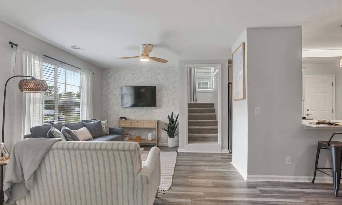 Whitemarsh Island House | Charming Dog-Friendly Retreat, 10 Mins to Beach