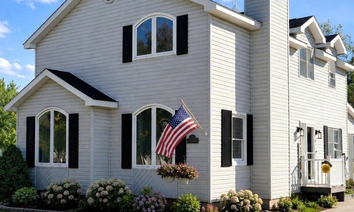 Charlevoix House | Charming In-Town Charlevoix Retreat: Walk to Beaches, Downtown, Dining & Golf